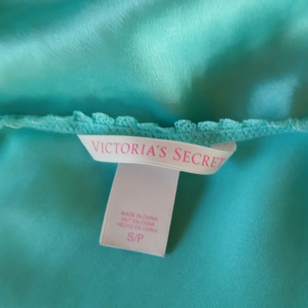Victoria's Secret Turquoise Short Satin Lace Trimmed Chemise Small